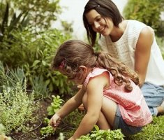 Огородничаем вместе с ребенком